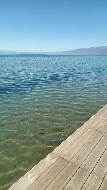 Apartment Lakeside Drilon Pogradec